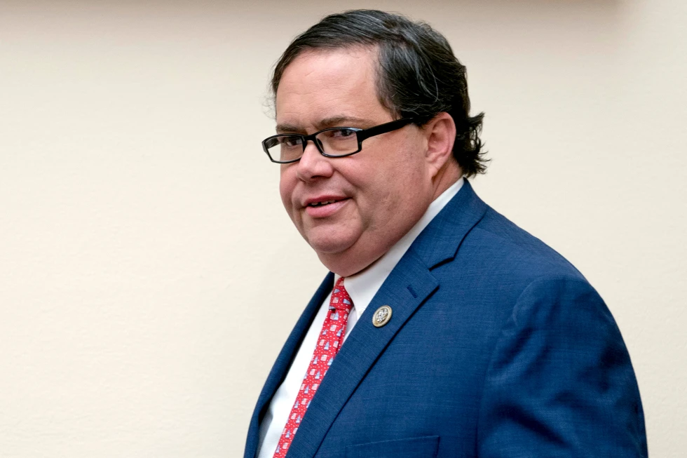 Mantan anggota DPR AS dari Texas Blake Farenthold, yang meninggalkan jabatannya di tengah tuduhan pelecehan, meninggal dunia pada usia 63 tahun